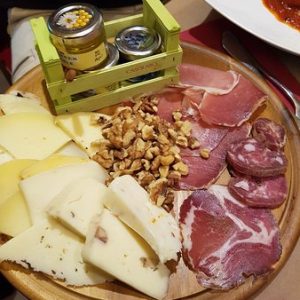 tagliere-di-salumi-e